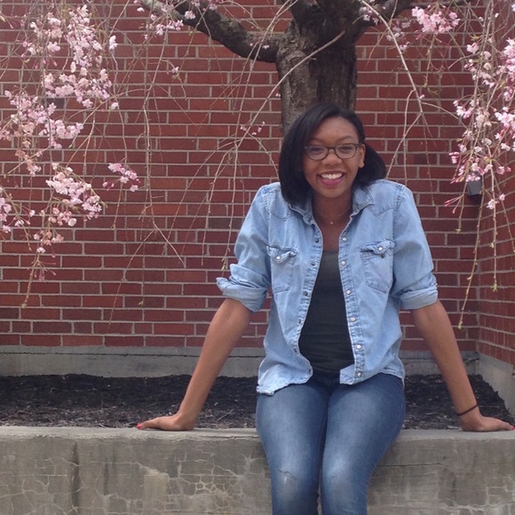 Meet your Posher, Natalie - Picture 1 of 1